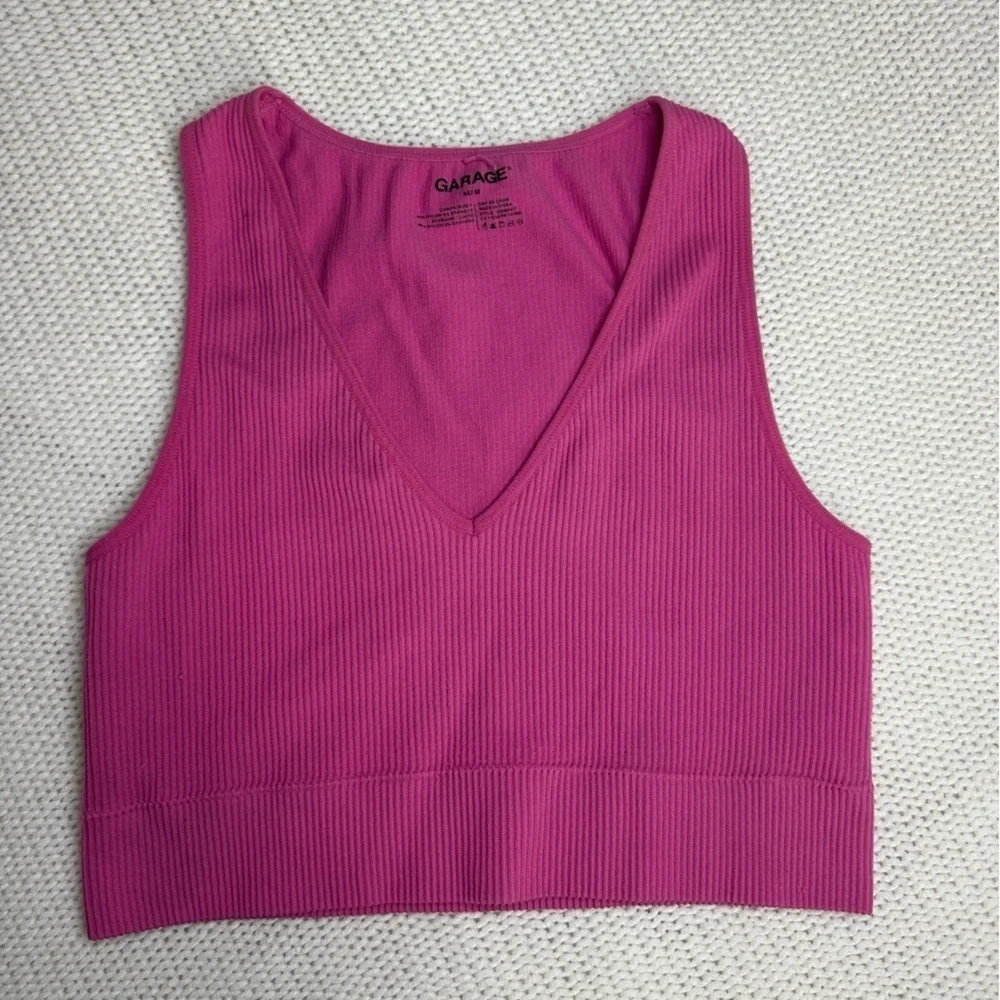 Garage Stella Seamless Plunge Crop Tank Top Size M